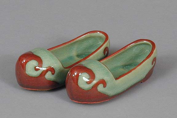 Decorative Red Traditional Shoes