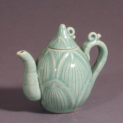 Juk-sun (bamboo shoot) shaped Teapot